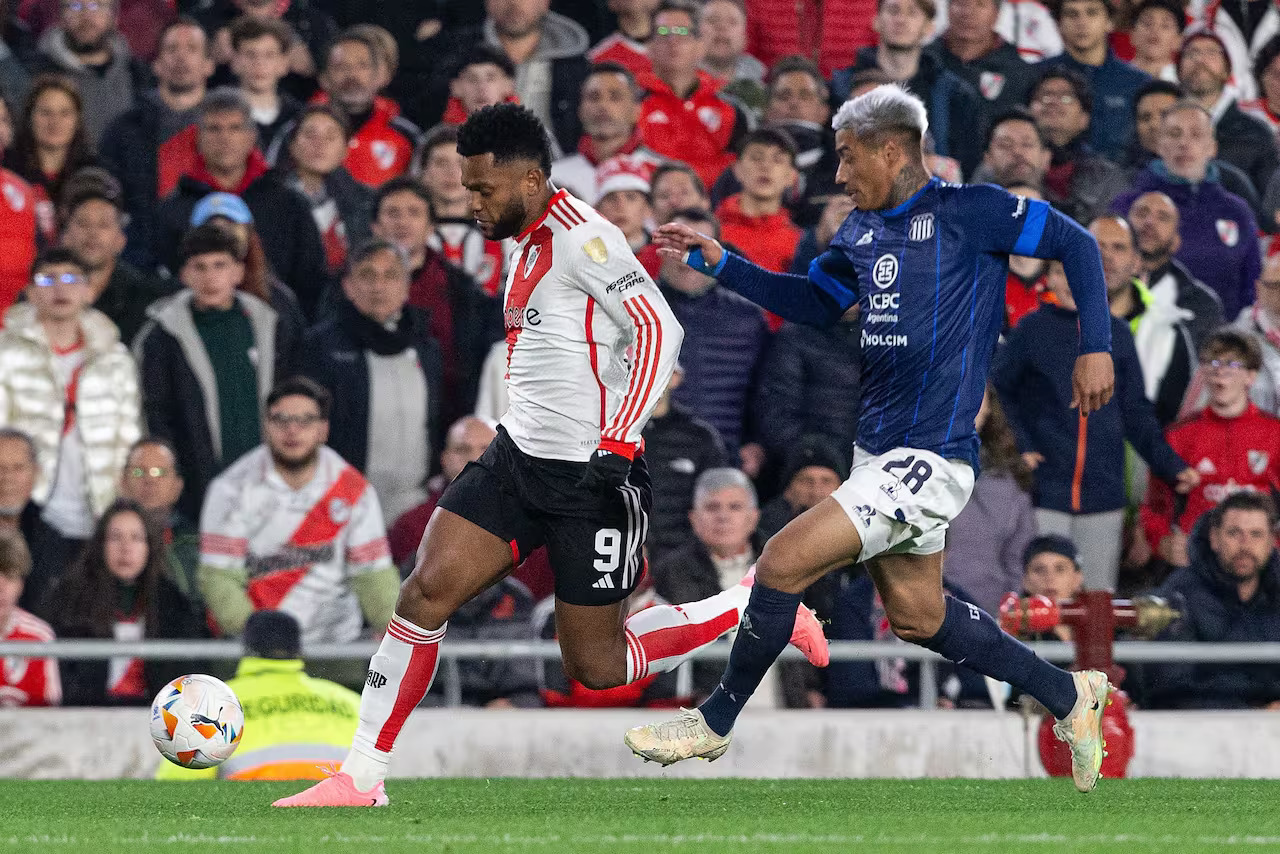 River Plate se enfrenta a Talleres por la Liga Profesional 2024