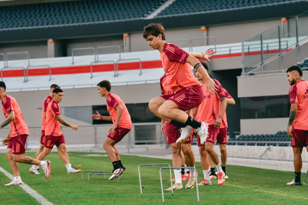 River vs Lanús por el Torneo Apertura: hora, arbitraje y dónde&nbsp;verlo