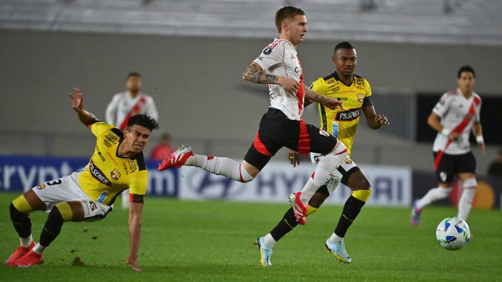 Empate sin goles entre River y Barcelona de&nbsp;Ecuador